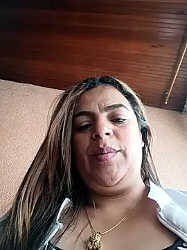 Mia-Glow online show from 01-13-26, 02:55