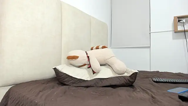 Hector 21  online show from 12-20-25, 08:43