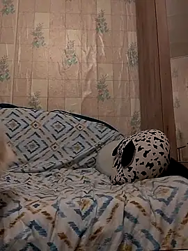 Tupo070481 online show from 10-10-25, 05:45