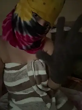 crazy111girl online show from 02-12-26, 08:53