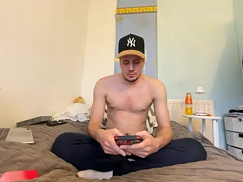 Snapshot of shyandchilling chatting on 02-02-26, 02:27 shyandchilling online show from 02-02-26, 02:27