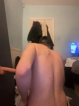 Snapshot of shyandchilling chatting on 03-25-26, 09:10 shyandchilling online show from 03-25-26, 09:10