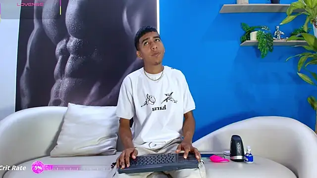 ender h0t online show from 09-25-25, 02:10