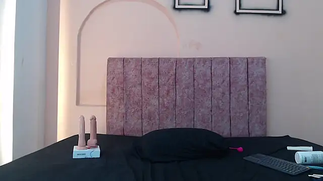 aiiram hard sex online show from 04-21-26, 01:42