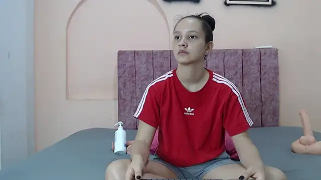 Snapshot of aiiram_hard_sex chatting on 07-09-26, 01:09 aiiram hard sex online show from 07-09-26, 01:09