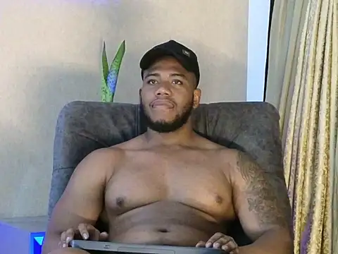 Snapshot of BenjaminCol_ chatting on 09-17-25, 10:00 BenjaminCol online show from 09-17-25, 10:00