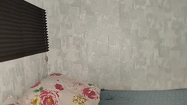 Snapshot of LiaVibes chatting on 02-05-26, 06:18 LiaVibes online show from 02-05-26, 06:18