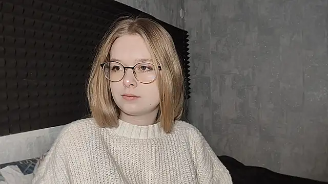 Snapshot of LiaVibes chatting on 02-24-26, 07:39 LiaVibes online show from 02-24-26, 07:39