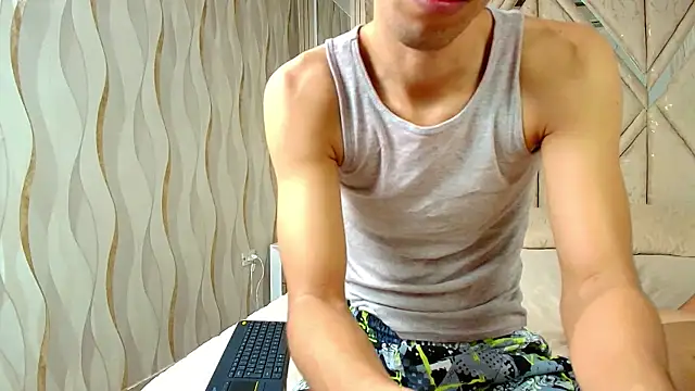 Couplex xxx online show from 09-20-25, 01:28