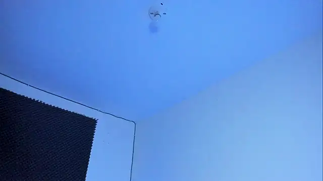 Ellope  online show from 10-10-25, 03:38