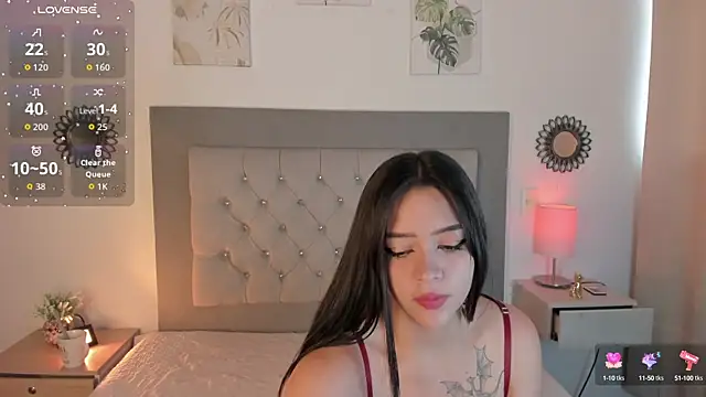 Seraphyne666 online show from 09-13-25, 11:43