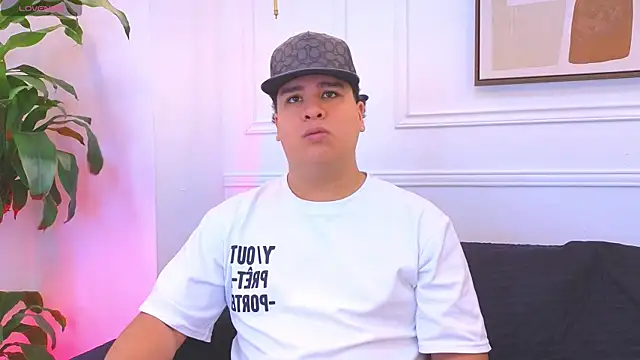 Naim Bennetsex online show from 02-18-26, 06:48