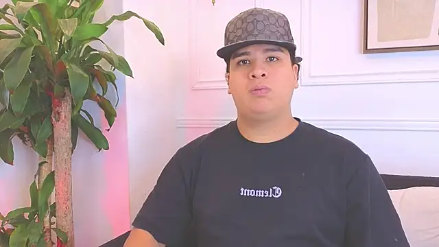 Naim Bennetsex online show from 02-26-26, 02:21