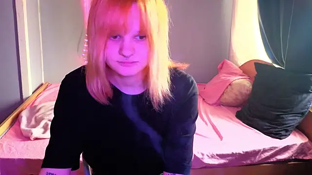 Elieiza xo online show from 05-05-26, 09:28