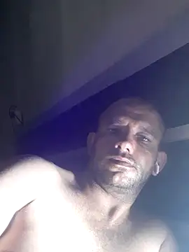 Snapshot of Lekewarmele chatting on 10-24-25, 11:01 Lekewarmele online show from 10-24-25, 11:01