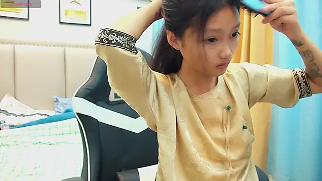 Snapshot of Safer-001 chatting on 10-03-25, 04:31 Safer-001 online show from 10-03-25, 04:31