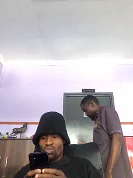 Snapshot of broskies777 chatting on 09-22-25, 10:39 broskies777 online show from 09-22-25, 10:39