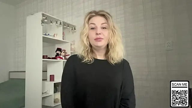 Blondie xoxoxo online show from 02-02-26, 06:56