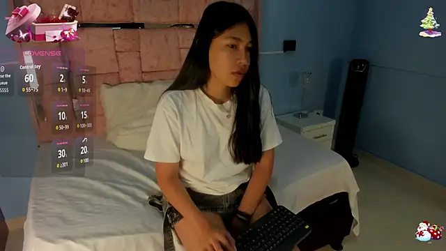 Snapshot of LICKY_LOV chatting on 09-24-25, 03:21 LICKY LOV online show from 09-24-25, 03:21