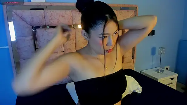 Snapshot of LICKY_LOV chatting on 11-07-25, 03:17 LICKY LOV online show from 11-07-25, 03:17