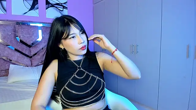 Snapshot of LICKY_LOV chatting on 01-05-26, 05:27 LICKY LOV online show from 01-05-26, 05:27