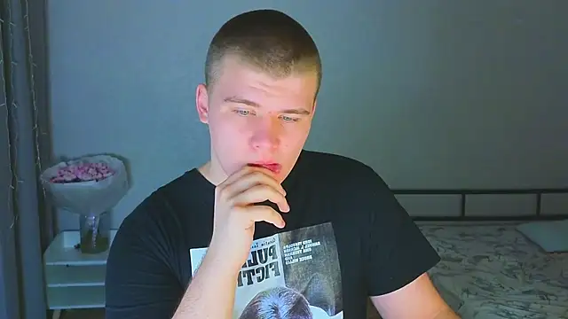 kittenmurr online show from 11-02-25, 10:23