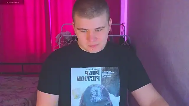 Snapshot of kittenmurr chatting on 03-05-26, 05:36 kittenmurr online show from 03-05-26, 05:36