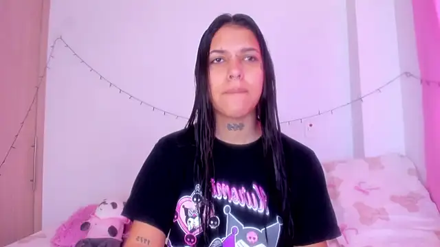 Snapshot of Abby_roussee chatting on 11-01-25, 01:35 Abby roussee online show from 11-01-25, 01:35