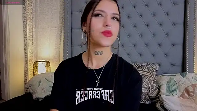 Snapshot of Abby_roussee chatting on 11-14-25, 04:55 Abby roussee online show from 11-14-25, 04:55