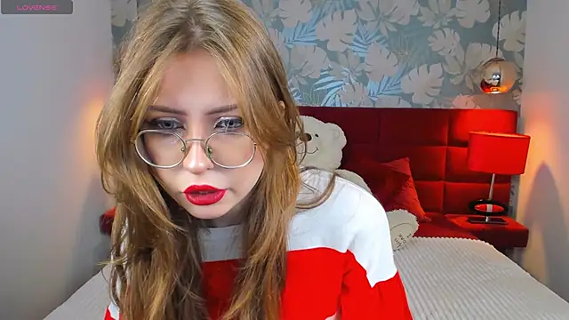 Snapshot of Grace_blush chatting on 10-01-25, 07:14 Grace blush online show from 10-01-25, 07:14