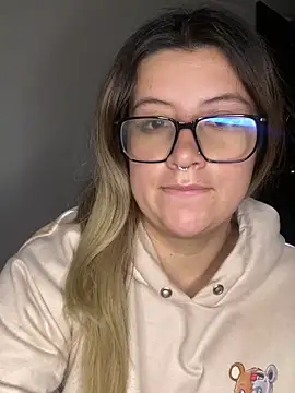 Snapshot of Blair_Bunnyy chatting on 02-24-26, 06:11 Blair Bunnyy online show from 02-24-26, 06:11