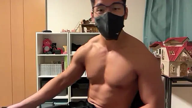 Snapshot of masucle216 chatting on 03-12-26, 02:45 masucle216 online show from 03-12-26, 02:45