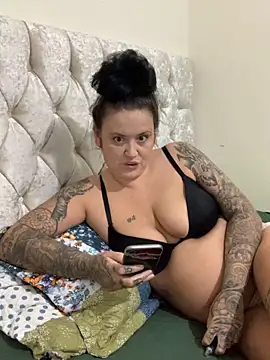 Charsworld online show from 04-21-26, 07:36