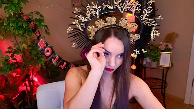 Snapshot of shes_rebel chatting on 10-18-25, 06:08 shes rebel online show from 10-18-25, 06:08