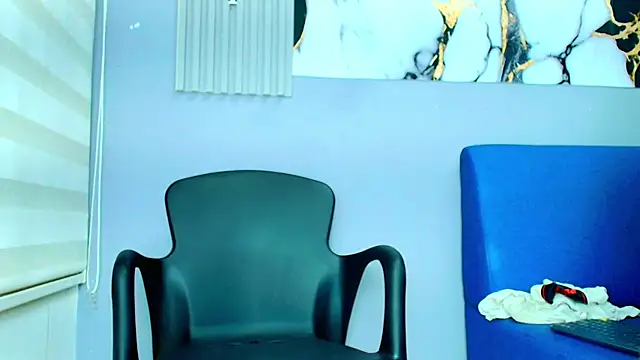 MARCUS SMITHH1 online show from 10-16-25, 07:48