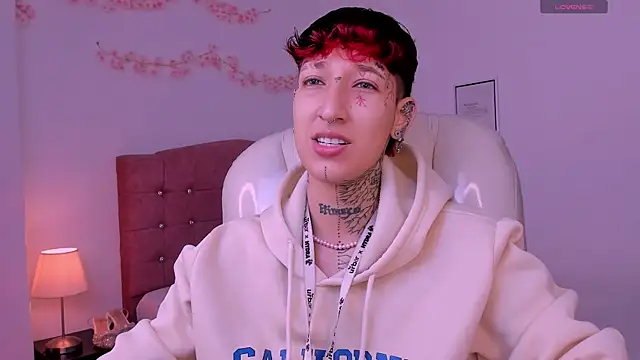 Luci Rose online show from 04-24-26, 08:00