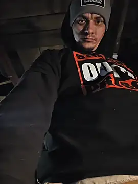 twistafatpipe online show from 11-17-25, 10:21