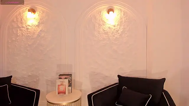 MilaColeman online show from 11-02-25, 11:07