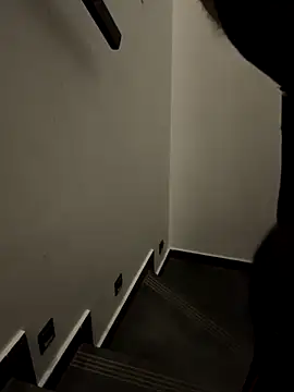 vanessa tom online show from 10-16-25, 09:05