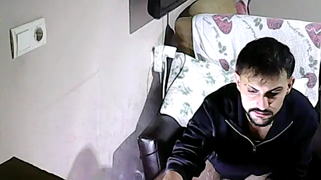 Muratcan33 online show from 10-29-25, 01:52