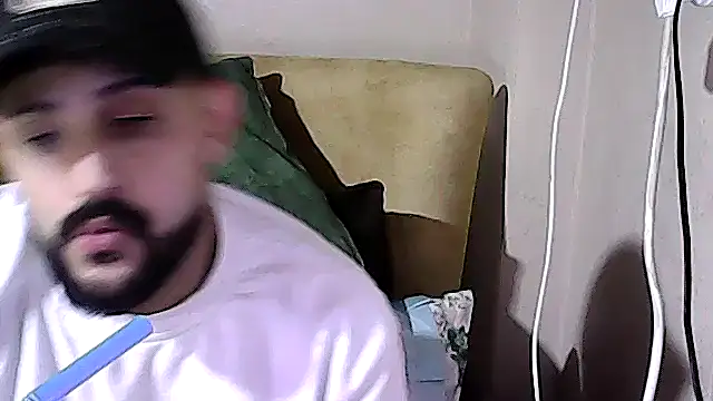 Muratcan33 online show from 12-19-25, 12:17