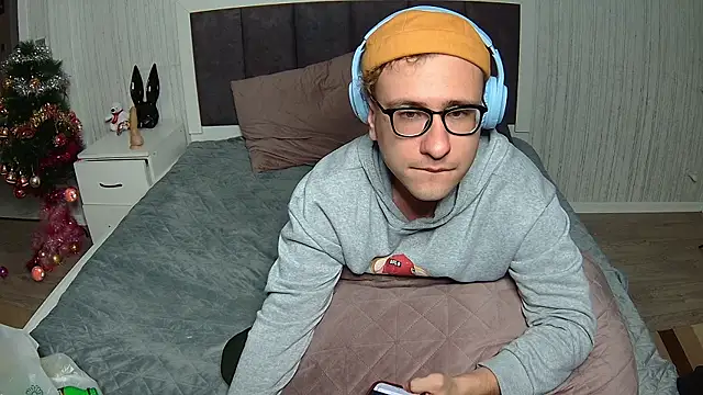 DennisGartmanB online show from 01-05-26, 05:27