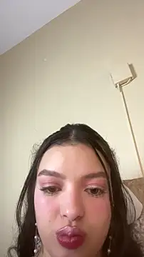 AriaHeavenss online show from 11-18-25, 12:16