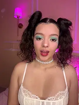 AriaHeavenss online show from 12-03-25, 12:18