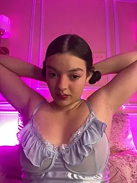 AriaHeavenss online show from 12-14-25, 02:39