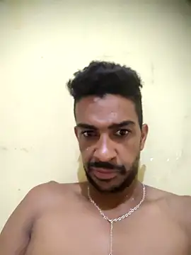 Gustavomoreno19 online show from 09-22-25, 10:23