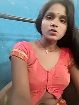 Snapshot of Harini_Gautam chatting on 10-18-25, 05:32 Harini Gautam online show from 10-18-25, 05:32