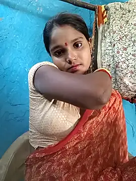 Snapshot of Harini_Gautam chatting on 11-15-25, 06:22 Harini Gautam online show from 11-15-25, 06:22