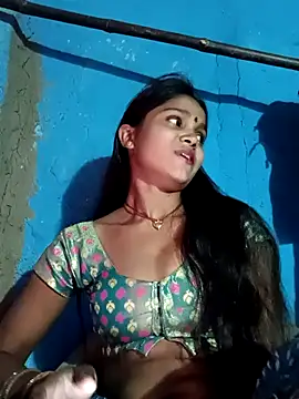 Snapshot of Harini_Gautam chatting on 01-13-26, 06:35 Harini Gautam online show from 01-13-26, 06:35