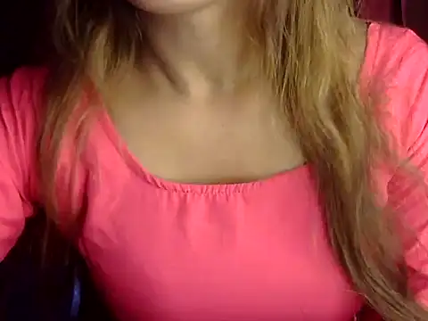 Snapshot of heartless_Queen chatting on 09-22-25, 04:58 heartless Queen online show from 09-22-25, 04:58